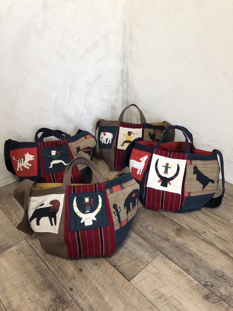 ミャンマー・ナガ族の手刺繍布。きびるアクションバッグ展2019。